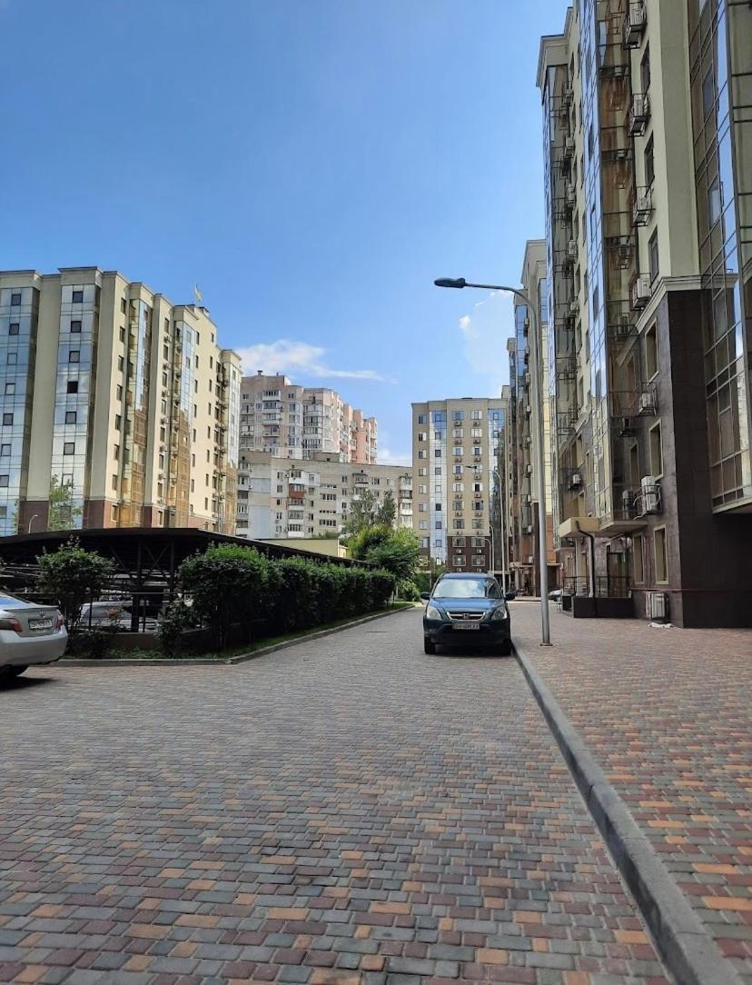 Маршала Малиновського 18 Б 12 Жемчужина Квартира Odessa Dış mekan fotoğraf